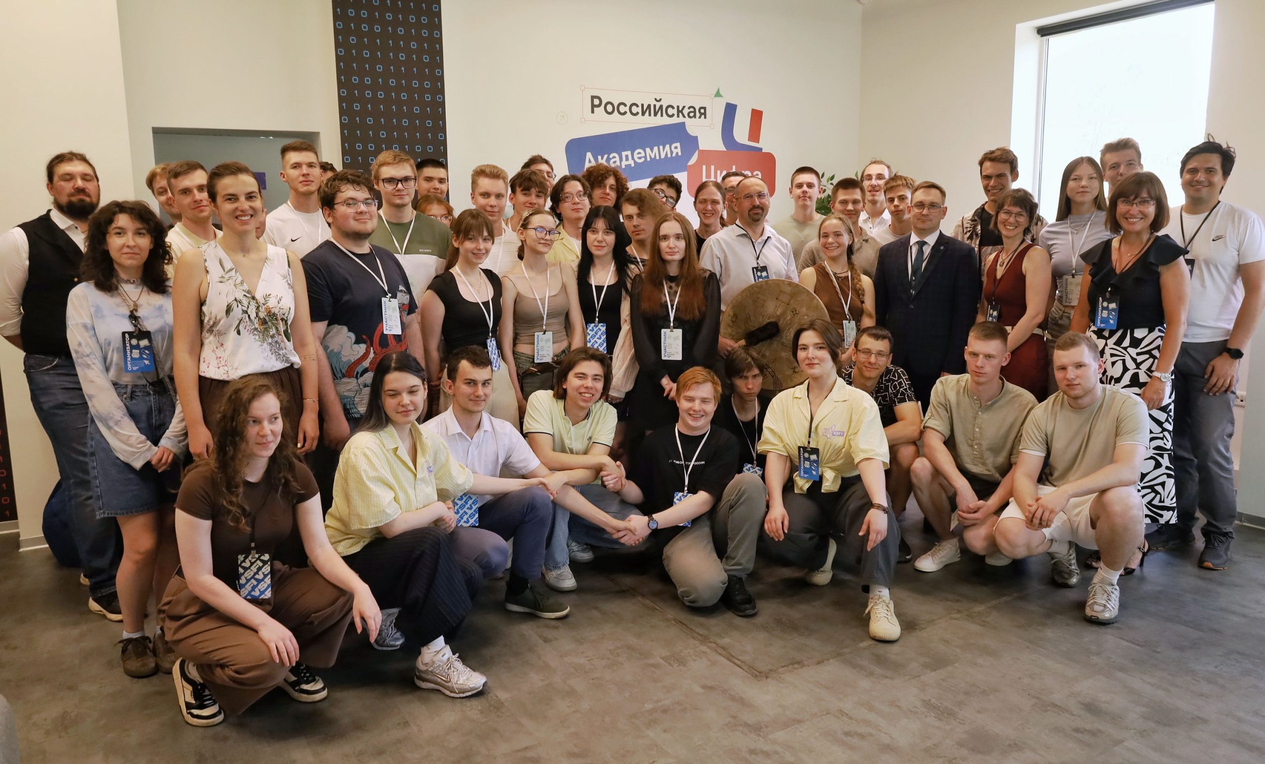 Интенсив для молодых айтишников: фоторепортаж с открытия VSFI 2026
